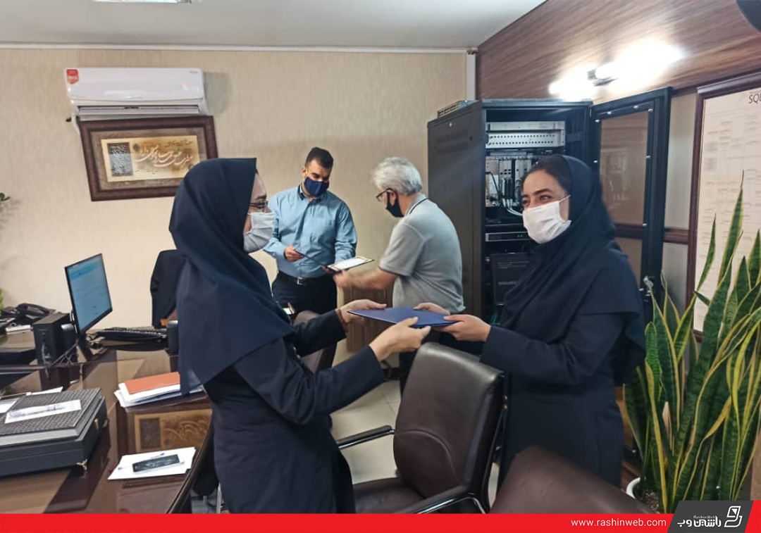 تقدیر و تشکر از همکاران با حضور علیرضا موذنی مهر مدیرعامل مجموعه