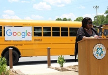 اتوبوس مدارس روستاهای آمریکا به Wifi و Google Chrome Book مجهز شد